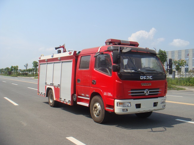 東風(fēng)D7水罐消防車(chē)（3.5噸）圖片