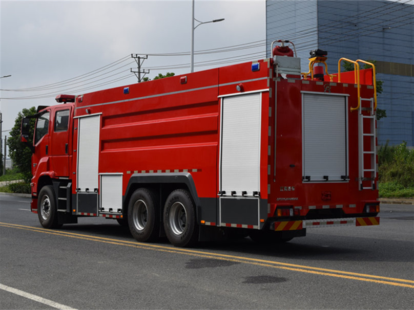 慶鈴后雙橋泡沫消防車(chē)（16噸）圖片
